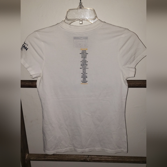 Nike Sports White Short Sleeve T-shirt Sz XS - Picture 8 of 8